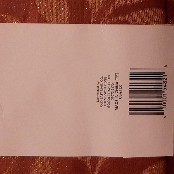 🍂🍁🍂Fabric Tablecloth- Beautiful! Rust with Gold Leaves 52" x 70"🍂 🍁🍂 - Picture 8 of 12